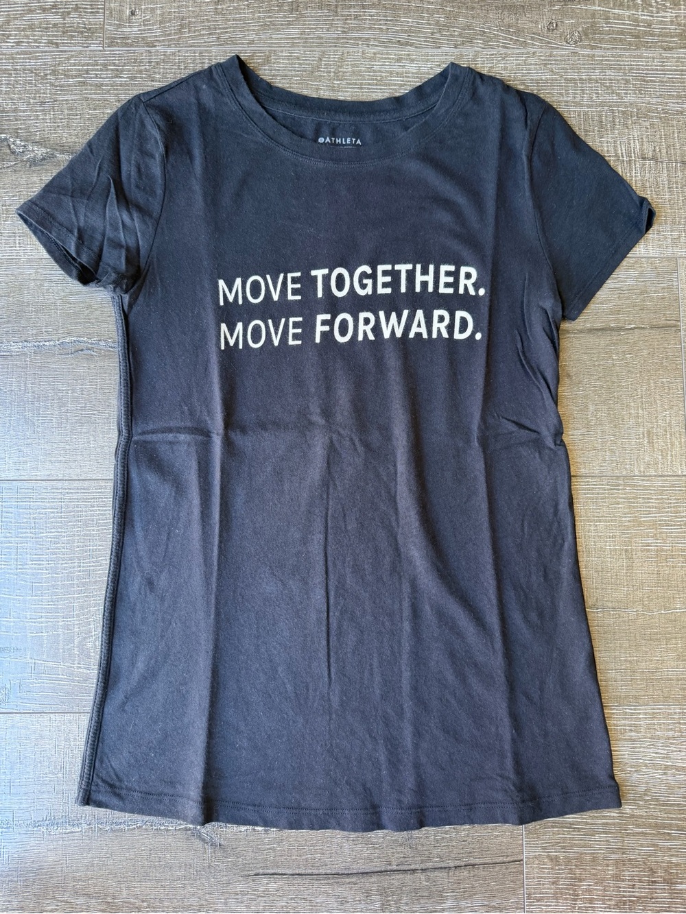 Athleta Women’s Black Short Sleeve Graphic Tee – Size XS